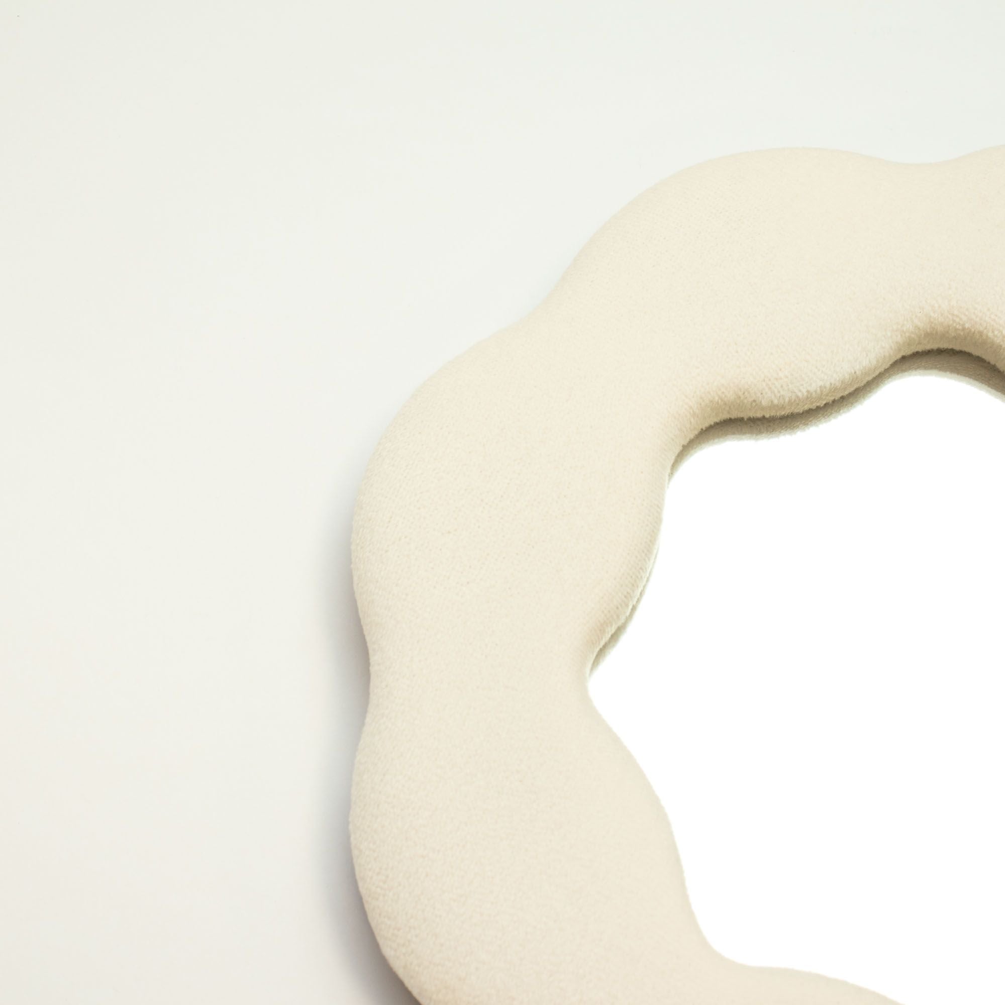 Soft Squiggly Mirror – Flower – Natural
